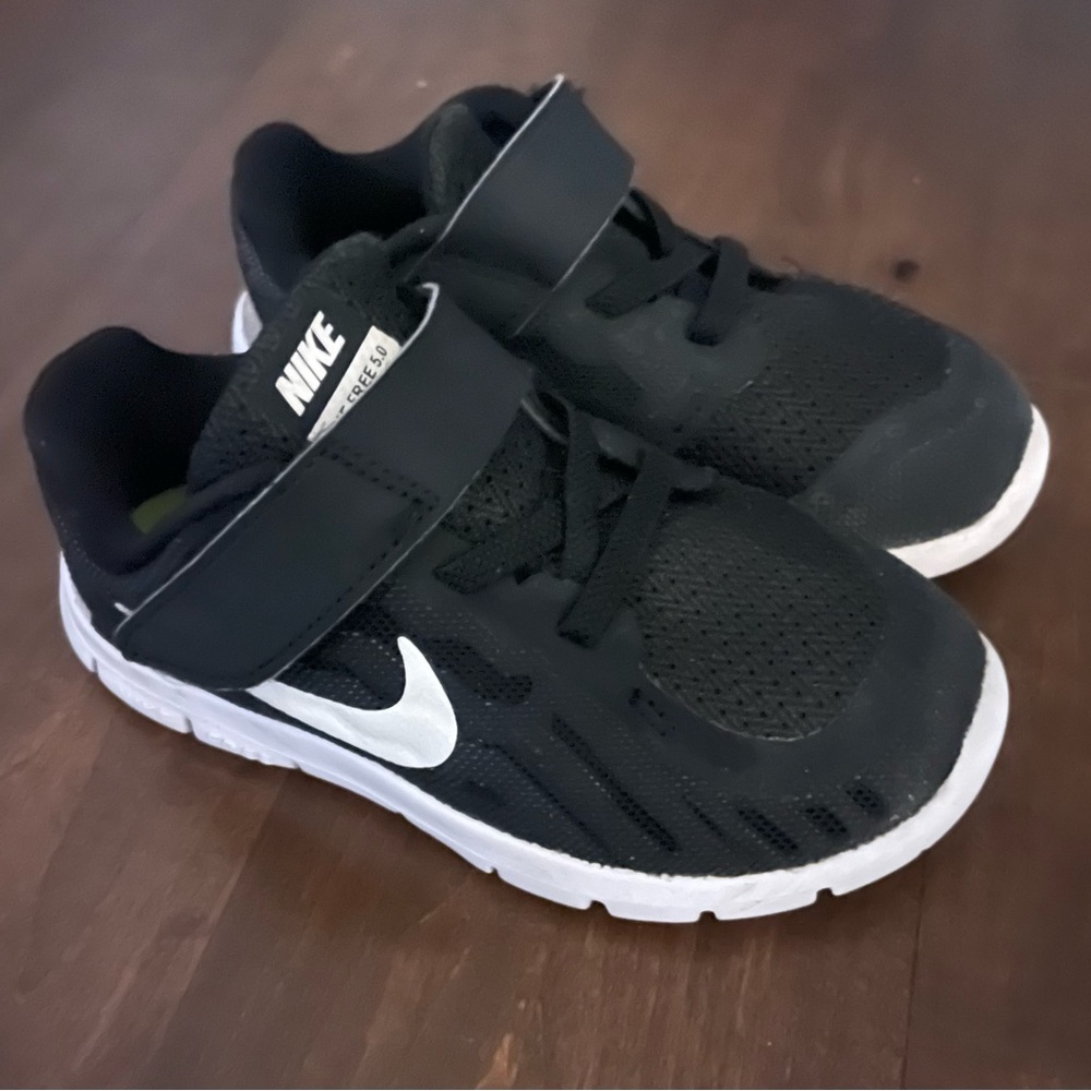 Nike Free RN 5.0 Toddler Sneaker C9 lightweight